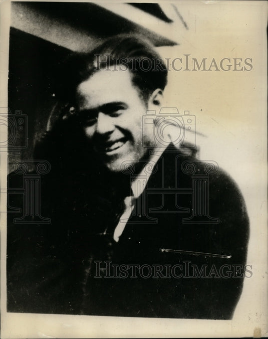 1930 Albert Allen sent from Seattle to Canada for his murder trial - Historic Images