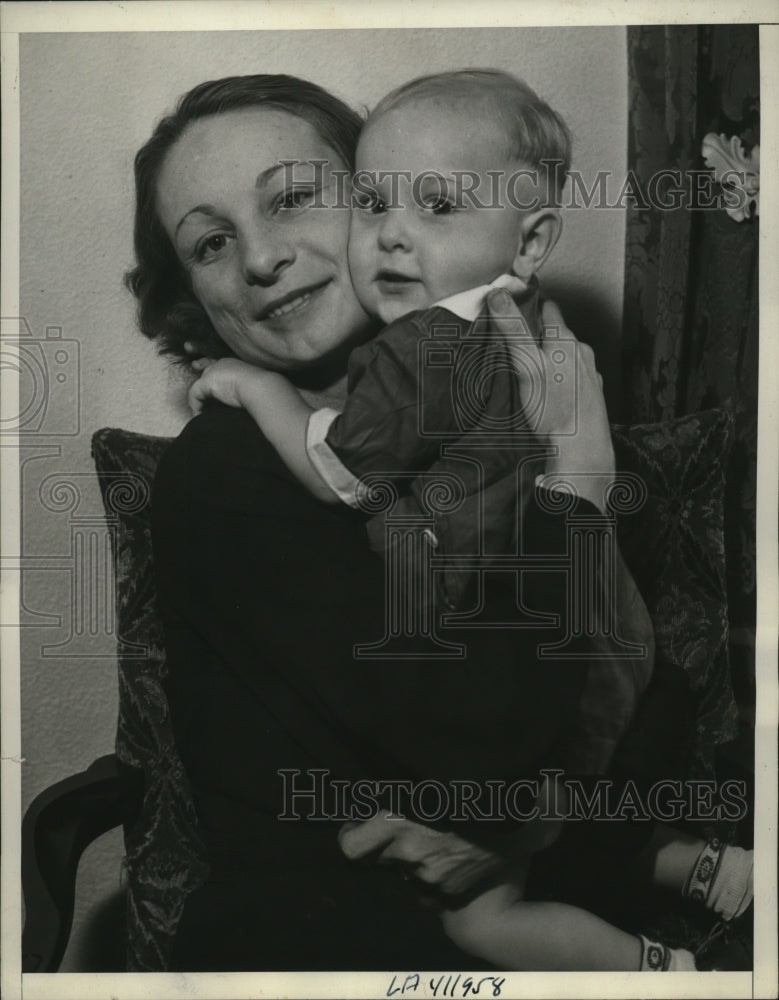 1937 Los Angeles Anna Marie OBrien &amp; son John Richard  - Historic Images