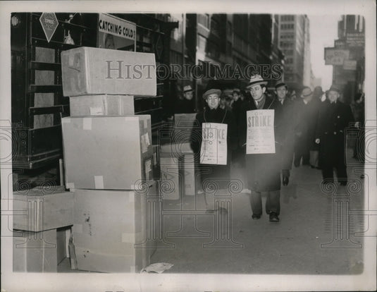 1937 Press Photo New York Building Service Employee pickets parade - nera04993 - Historic Images