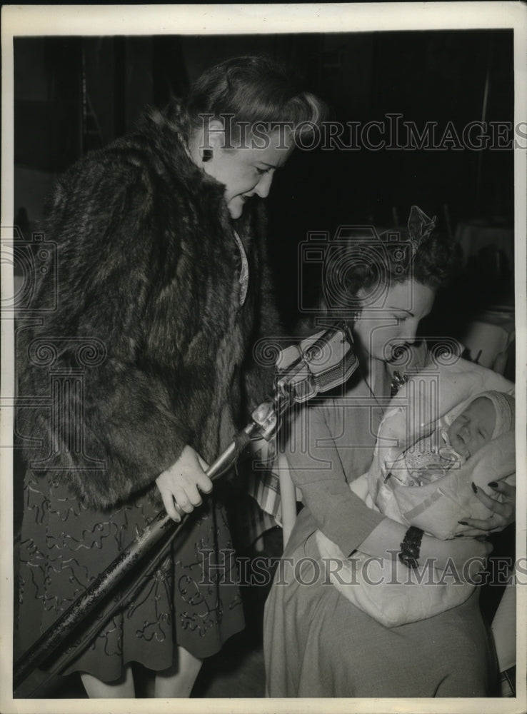 1942 Press Photo New York Louise Reed owner of Monte Carlo night club-Historic Images