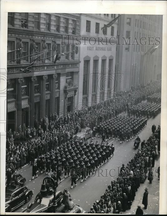 1943 Press Photo US, French, British military parade on Broadway St, New York - Historic Images