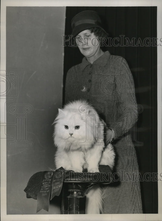 1938 Press Photo New York Judge Mrs Phyl Wade with Alitra Neige - nera07858 - Historic Images
