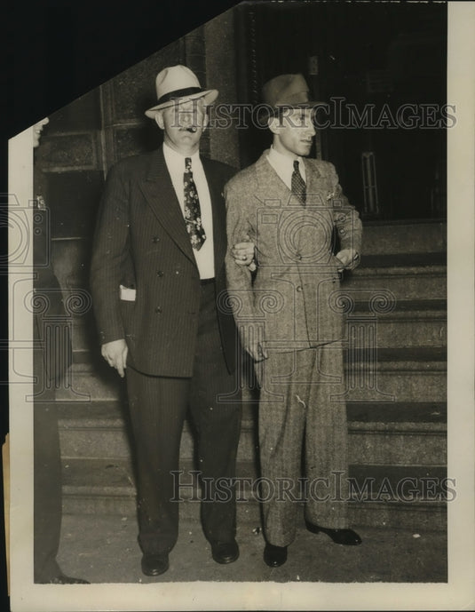 1937 Press Photo Bronx Harry Pincus arrested on robbery charge - nera07900 - Historic Images