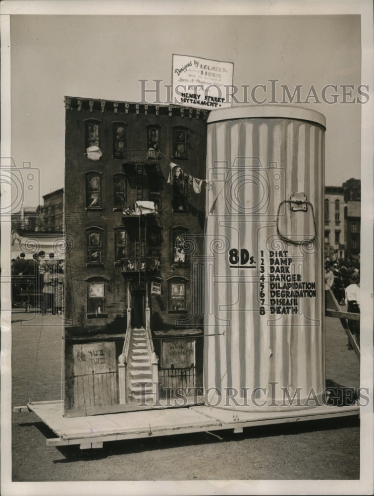 1936 Press Photo New York Float represents East Side tenement house - nera08088 - Historic Images