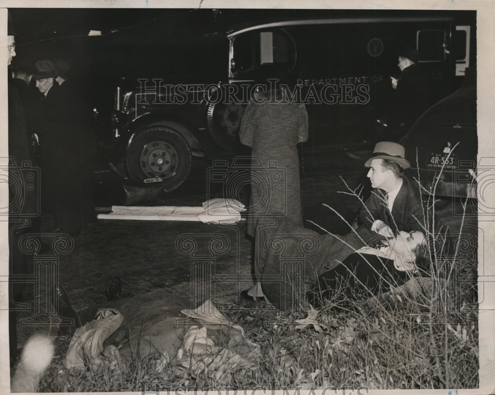 1938 Press Photo New York Two of six people injured in head on collision - Historic Images