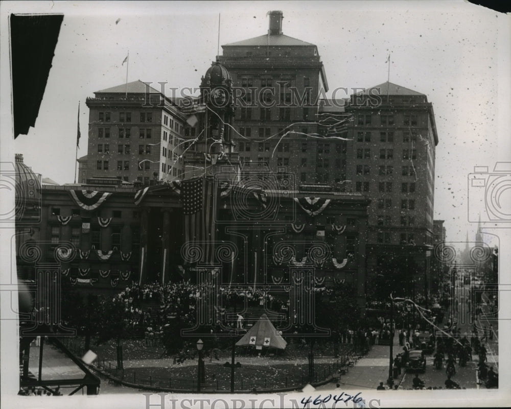 1938 Press Photo New York Ticker tape flies outside Borough Hall - Historic Images