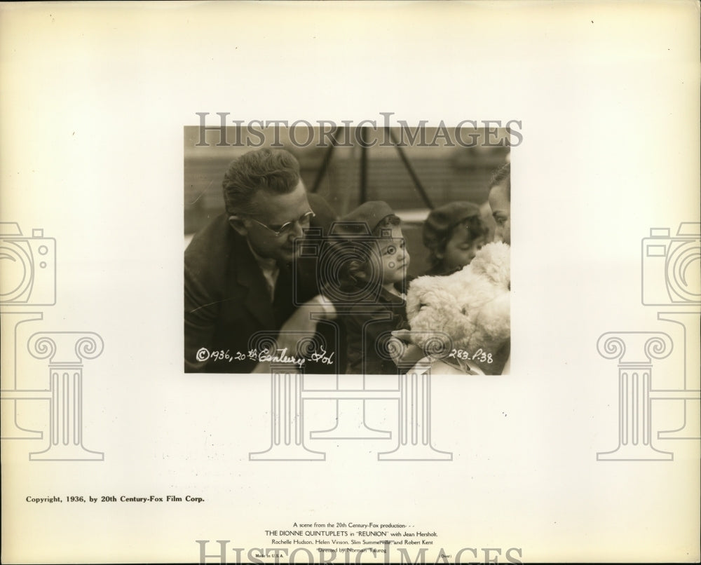 1936 Press Photo Jean Hersholt stars in film Reunion with Dionne Quintuplets - Historic Images