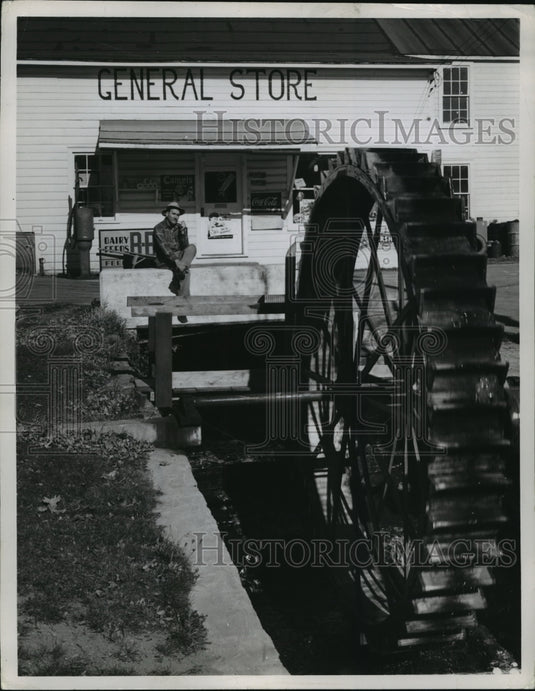 Press Photo Mosherville Country store and water wheel - nera12097-Historic Images