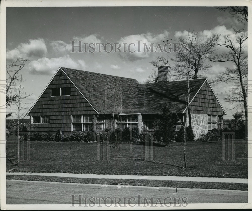 New York Private home in Roslyn  - Historic Images