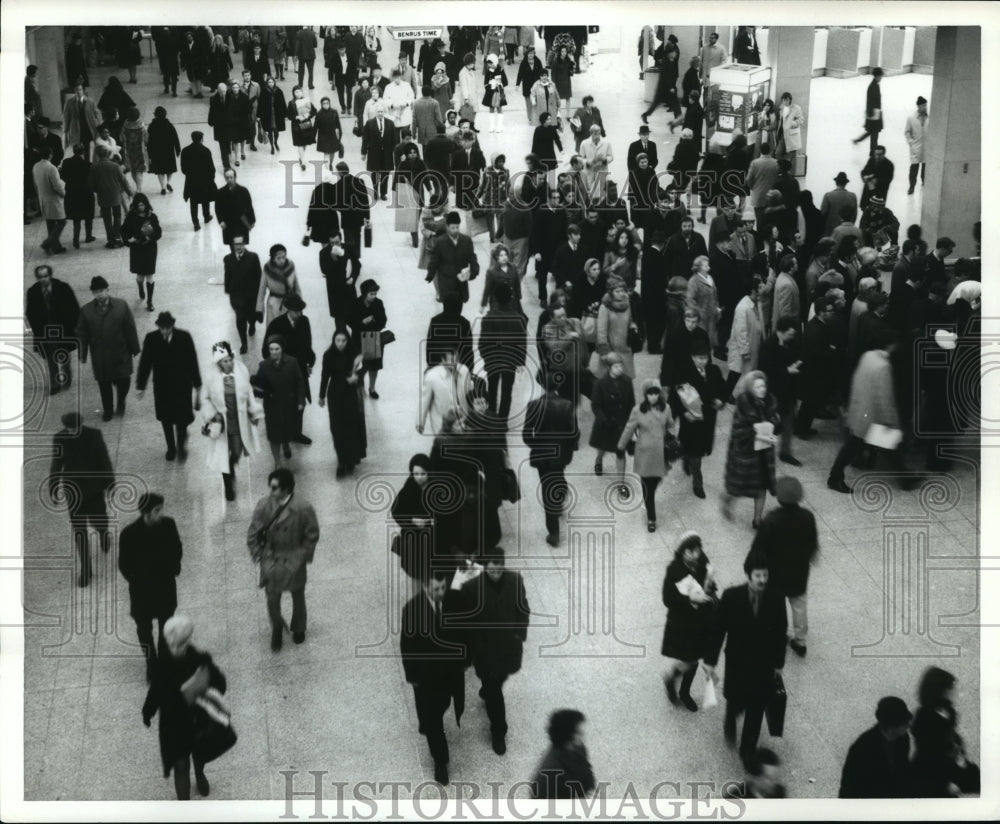 Press Photo New York Port Authority Bus Terminal - nera12581 - Historic Images