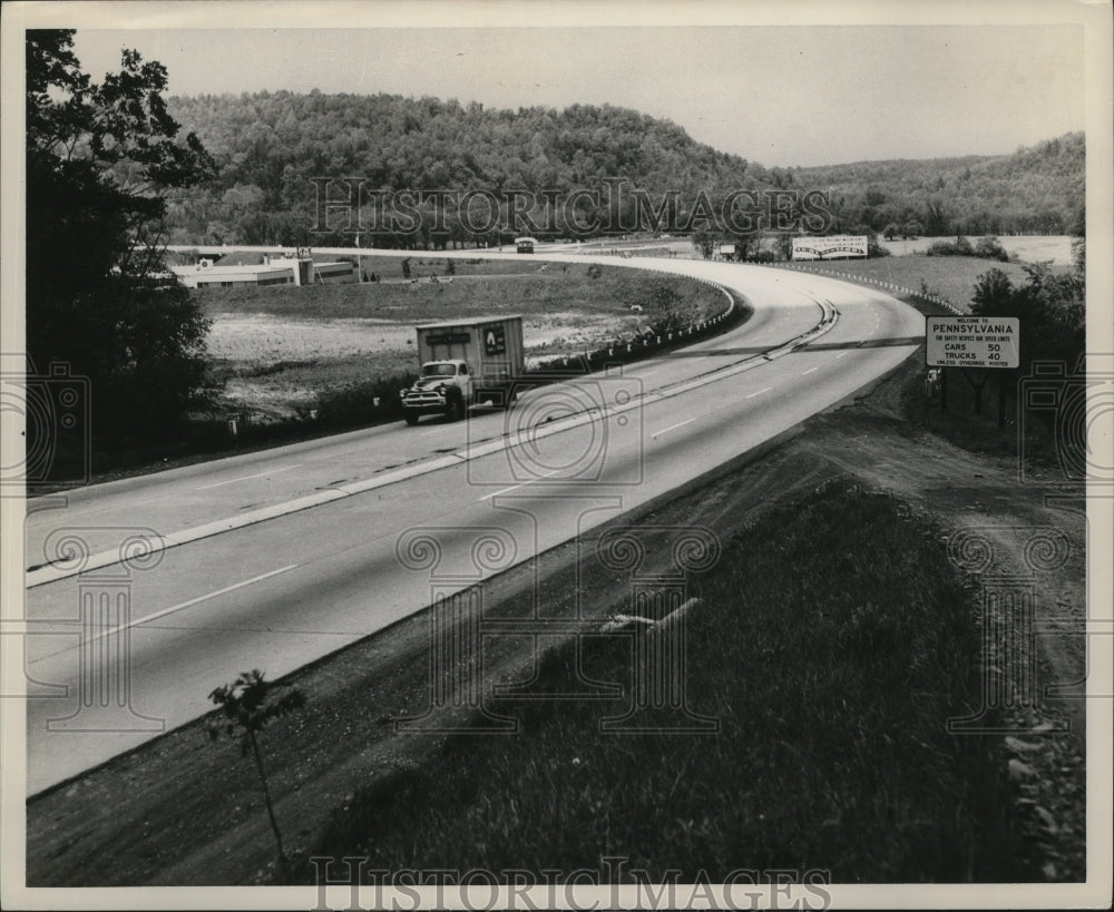 Press Photo Pennsylvania Entering Pennsylvania at Delaware Water Gap - Historic Images