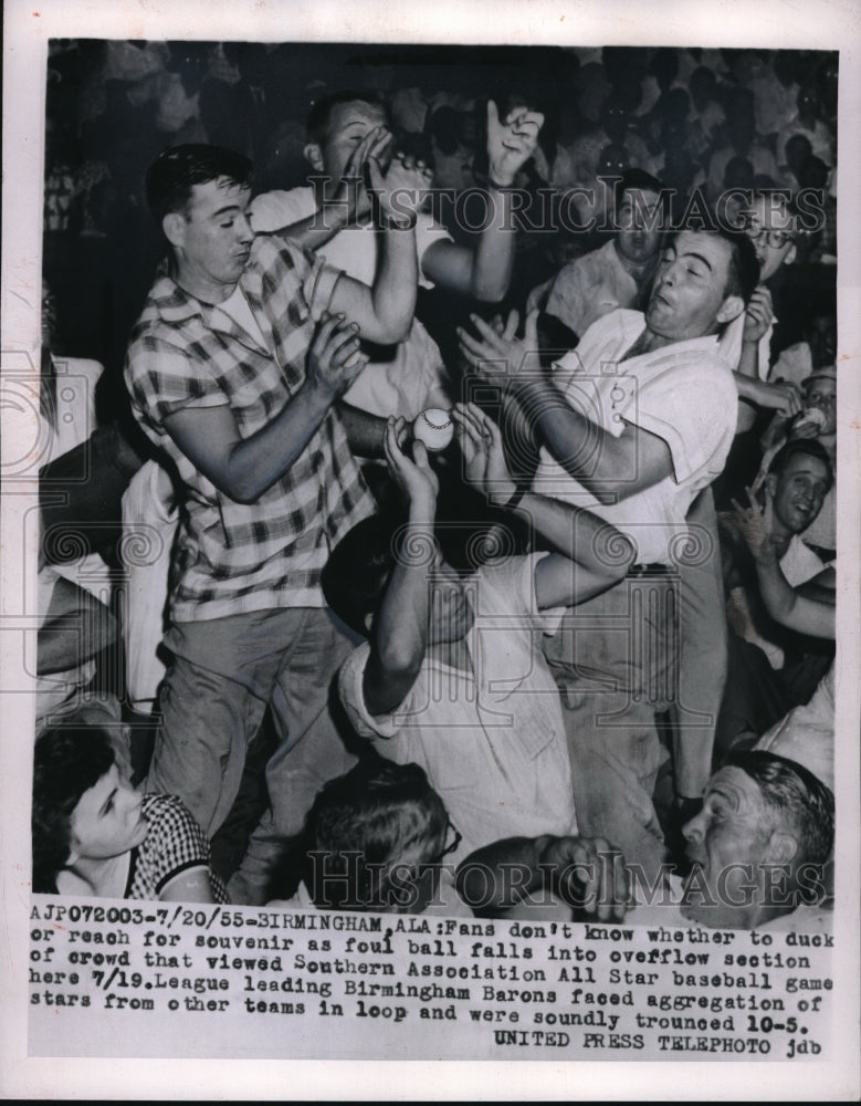 1955 Press Photo Frans Reach Foul Ball at Southern Association All Star Game - Historic Images