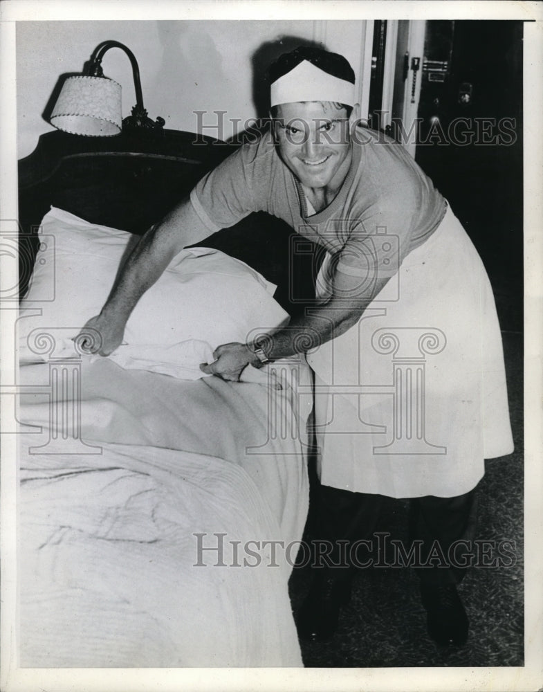 1943 Press Photo Jeff health - Historic Images