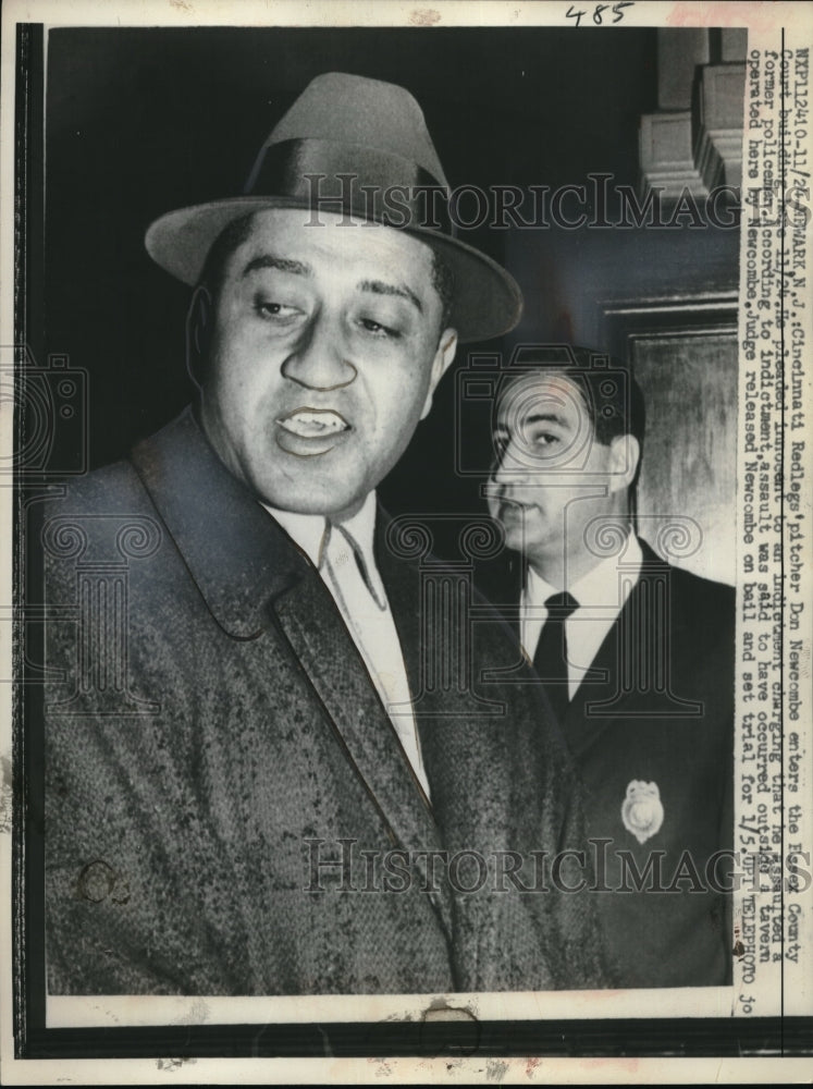 1958 Press Photo Cinn.edlegs pitcher Don Newcombe at court on assault charge - Historic Images