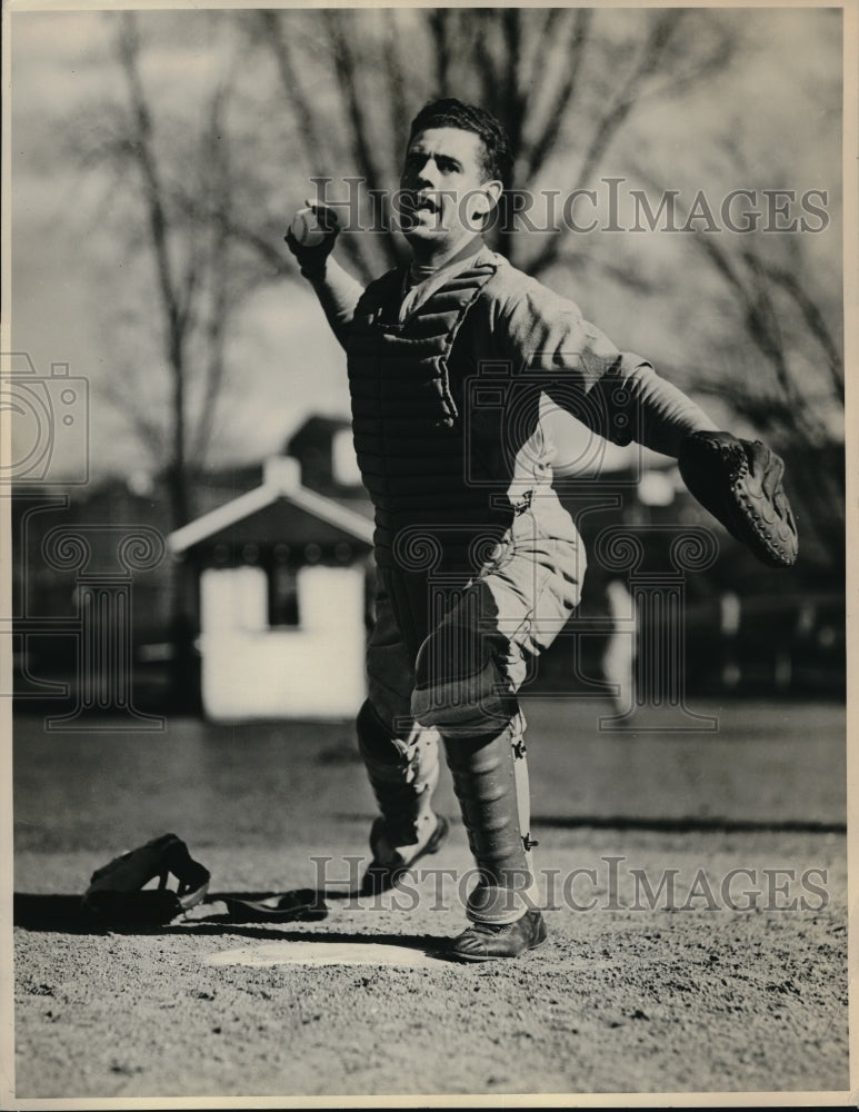 Press Photo Sam Eastman Catcher Washington State College - nes01141 - Historic Images