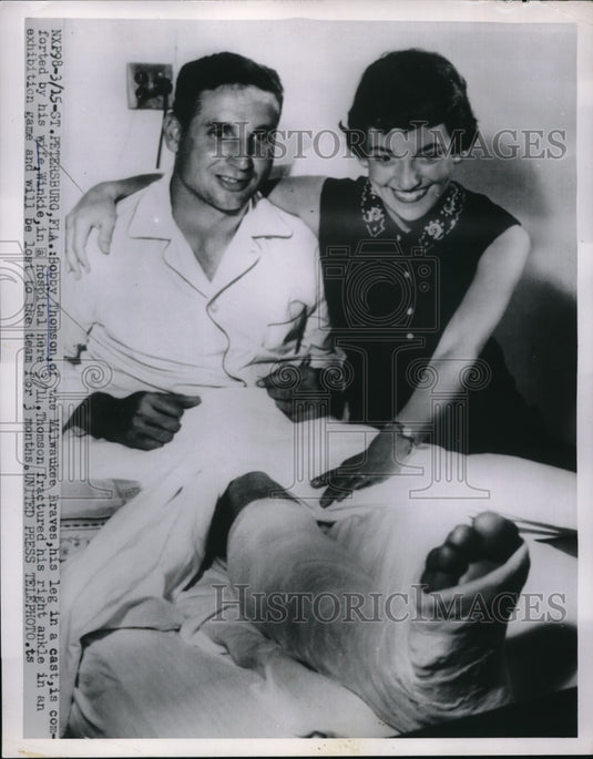 1954 Press Photo Bobby Thomson Milwaukee Braves wife Winkie - nes01232 - Historic Images