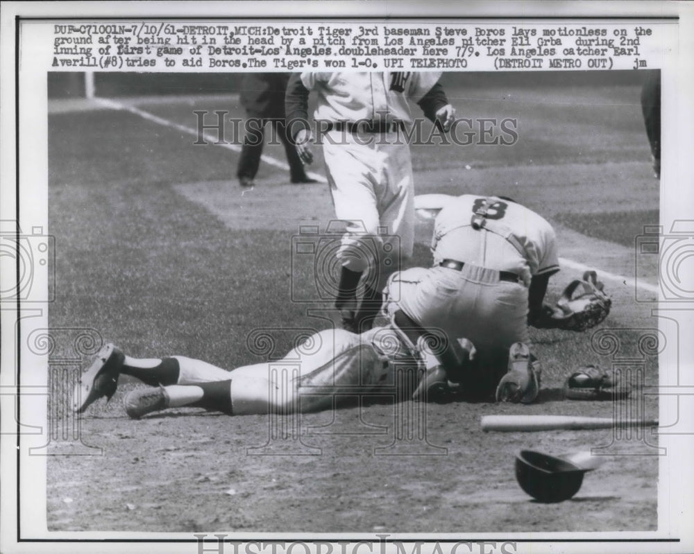 1961 Press Photo Steve Boros of Detroit Hit in Head by Pitch, Earl Averill of LA - Historic Images