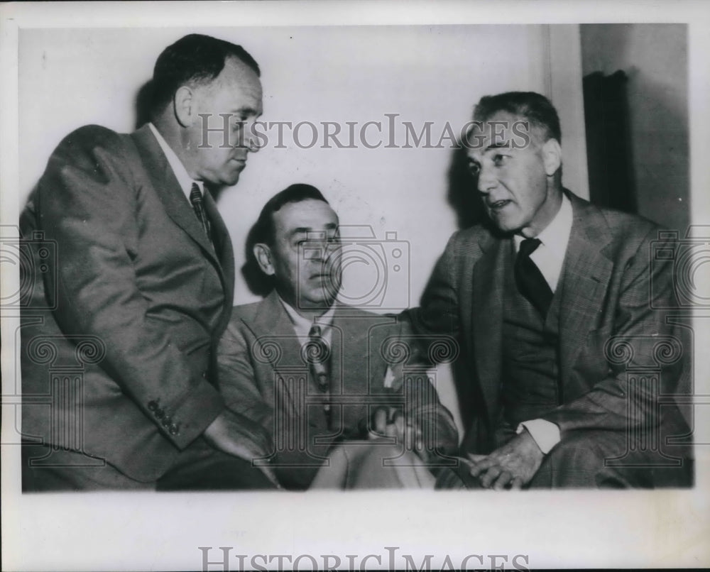 1951 Press Photo Baseball Club Meeting Louis Perini Braves Phil Wrigley Cubs MLB - Historic Images