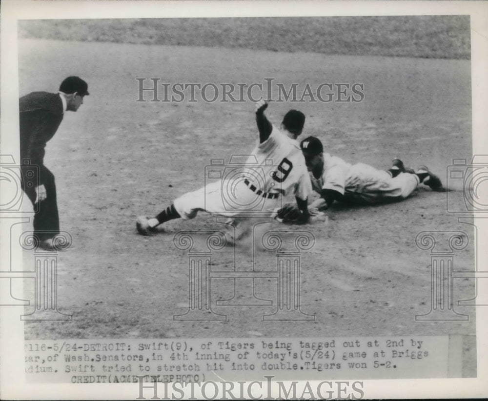 1948 Press Photo Detroit Tigers #9 Swift Tagged Out 2nd by Senators - nes01736 - Historic Images