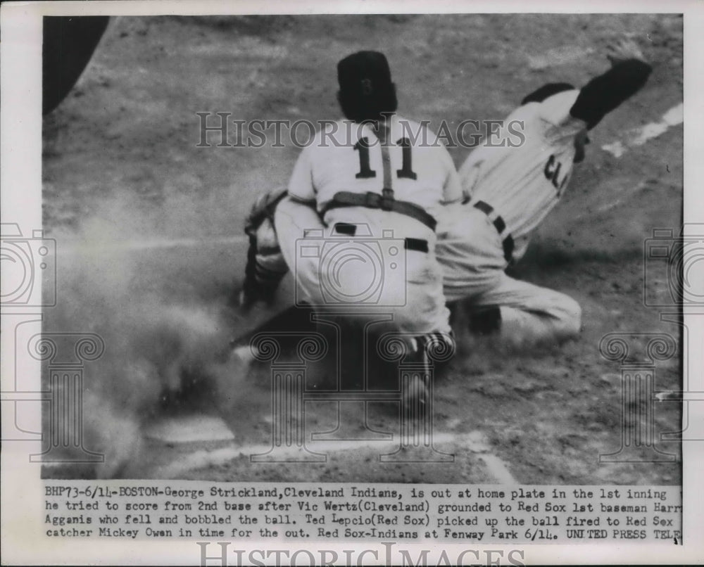 1954 Press Photo George Strickland Cleveland Indians Out at Home Ted Lepcio Reds - Historic Images