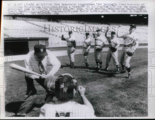 1969 Press Photo Rep. William Ayres, Ralph Hardign, Harlen Hagen - nes02255 - Historic Images