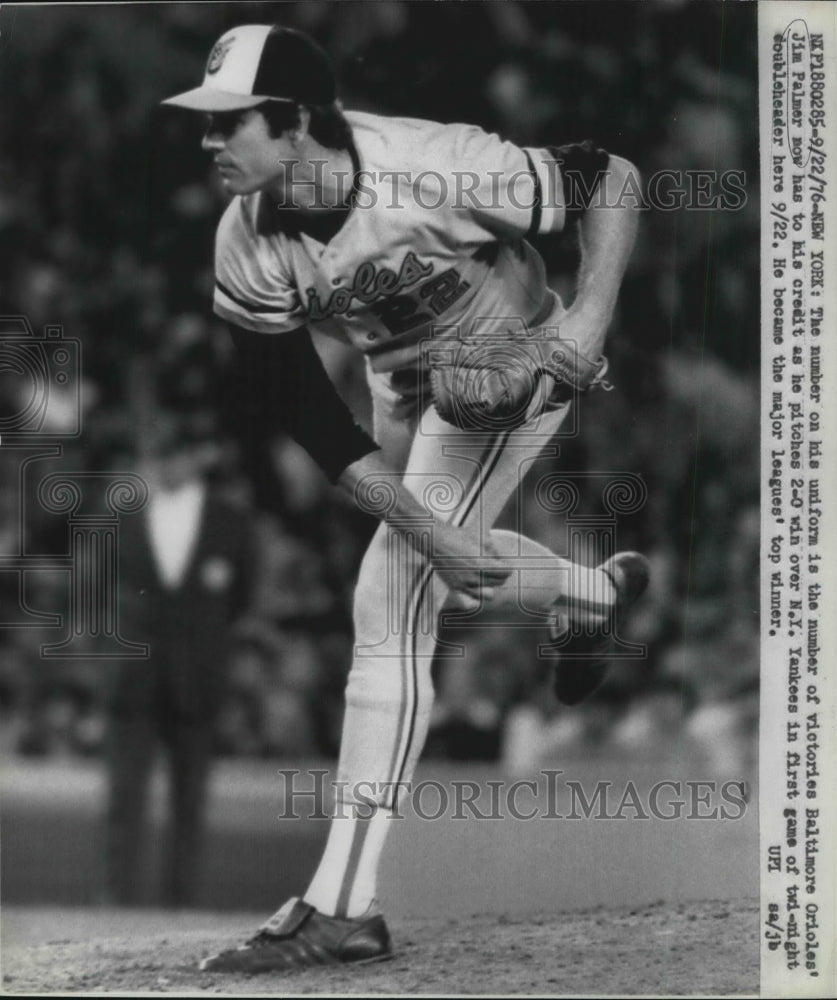 1976 Press Photo Baltimore Oriole pitcher Jim Palmer in action vs Yankees - Historic Images