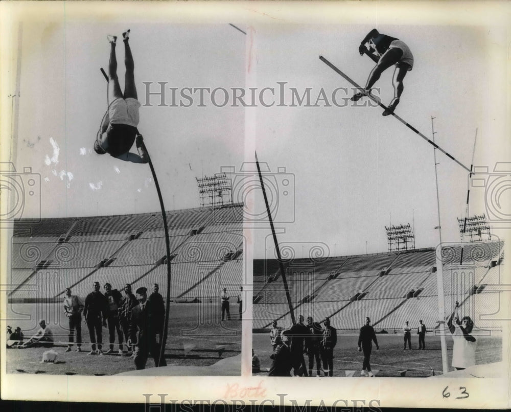 1967 Press Photo Bob Seagren Attempts To Scale 17 Feet In Los Angeles, CA - Historic Images