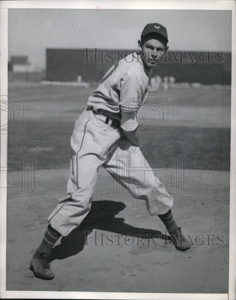 1947 Press Photo Clint Hartung, New York Giants Training in Phoenix, Arizona - Historic Images