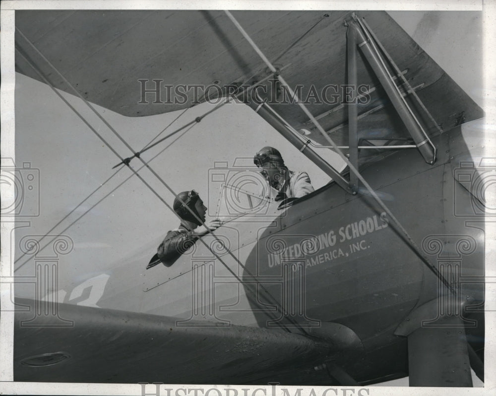 1941 Press Photo Warren Lewis, William Coffin. United Flying Schools of America - Historic Images