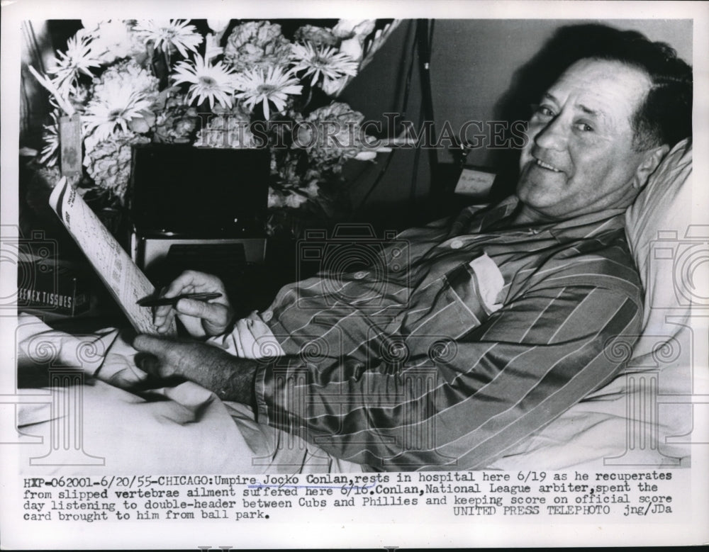 1955 Press Photo Natl. League Arbiter Jocko Conlan Recuperates From Slipped Disk - Historic Images