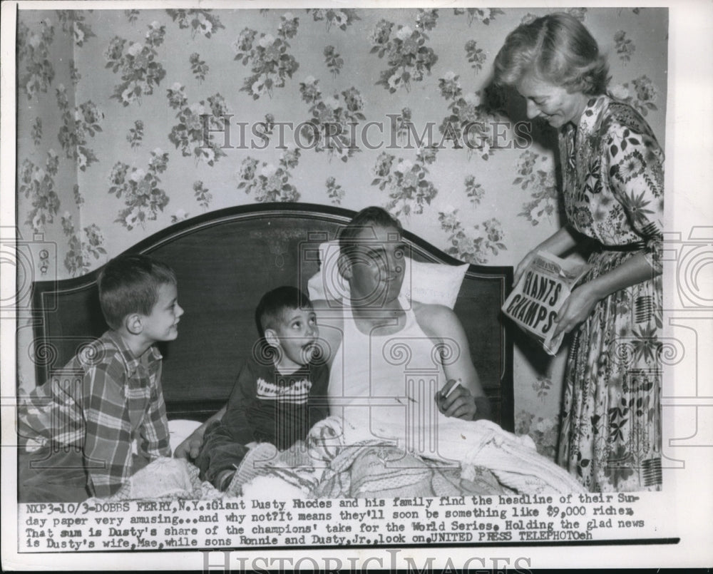 1954 Press Photo Dusty Rhodes, New York Giants Win World Series, Mae Rhodes - Historic Images