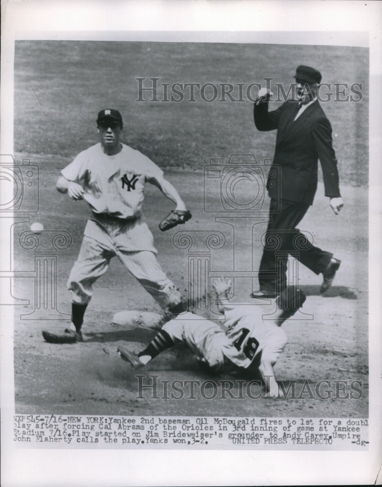 Press Photo New York Yankees Gil McDougald, Cal Abrams, Orioles, John Flaherty - Historic Images