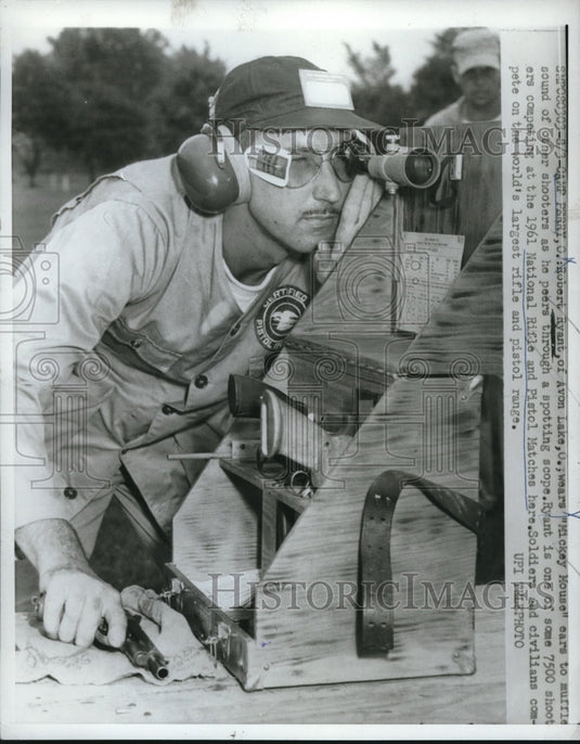 1981 Press Photo Robert Ryant, National Rifle and Pistol Match, Camp Perry, Ohio - Historic Images