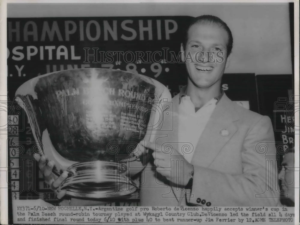 1951 Press Photo Golfer Roberto de Vicenzo Won Palm Beach Round Robin Tournament - Historic Images