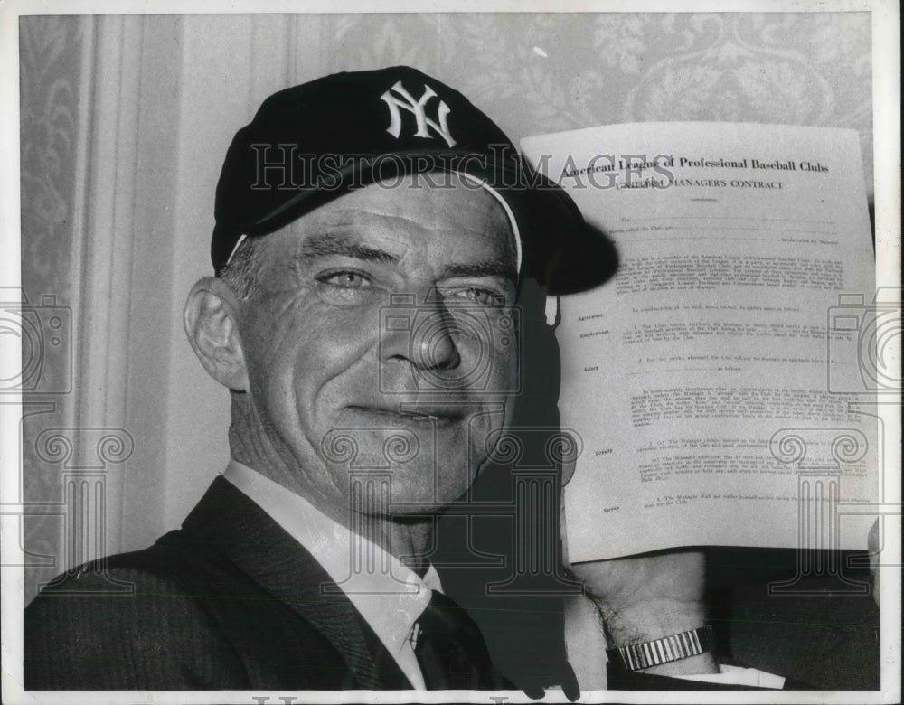 1964 Press Photo Johnny Keane, New York Yankees Manager - nes07446 - Historic Images