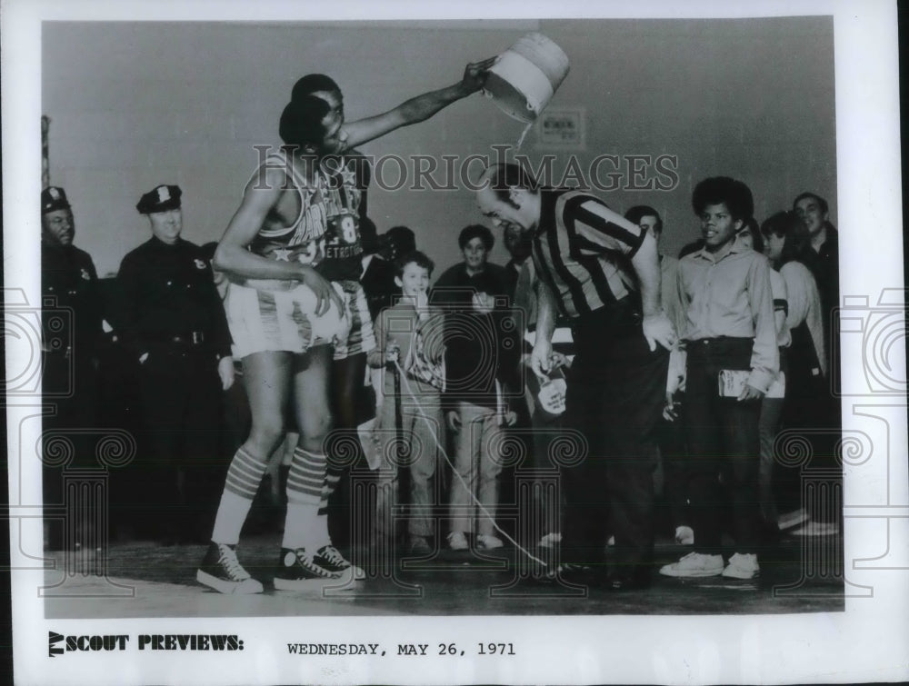 1971 Press Photo Meadowlark Lemon, An Evening With The Harlem Globetrotters, NBC - Historic Images