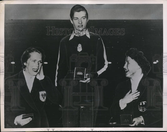 1952 Press Photo Dagmar Rom, Annemarie Buchner, A Mead Lawrence, Olympics, Oslo - Historic Images
