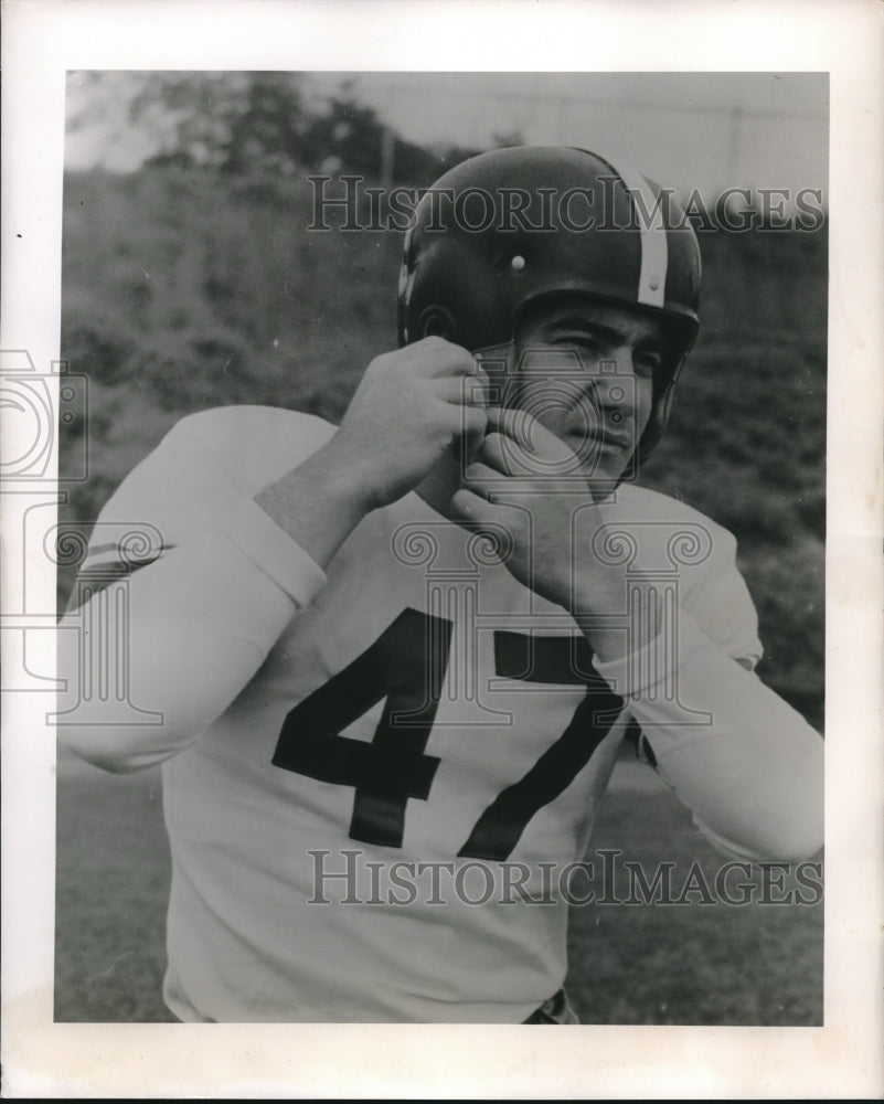 1951 Press Photo Gil Bocetti, Washington and Lee Football Quarterback - Historic Images