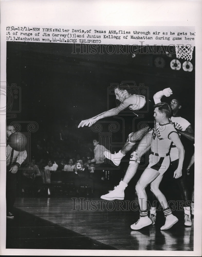 1954 Press Photo Walter Davis of Texas A&amp;M &amp; Junuis Kellog of Mangattan - Historic Images