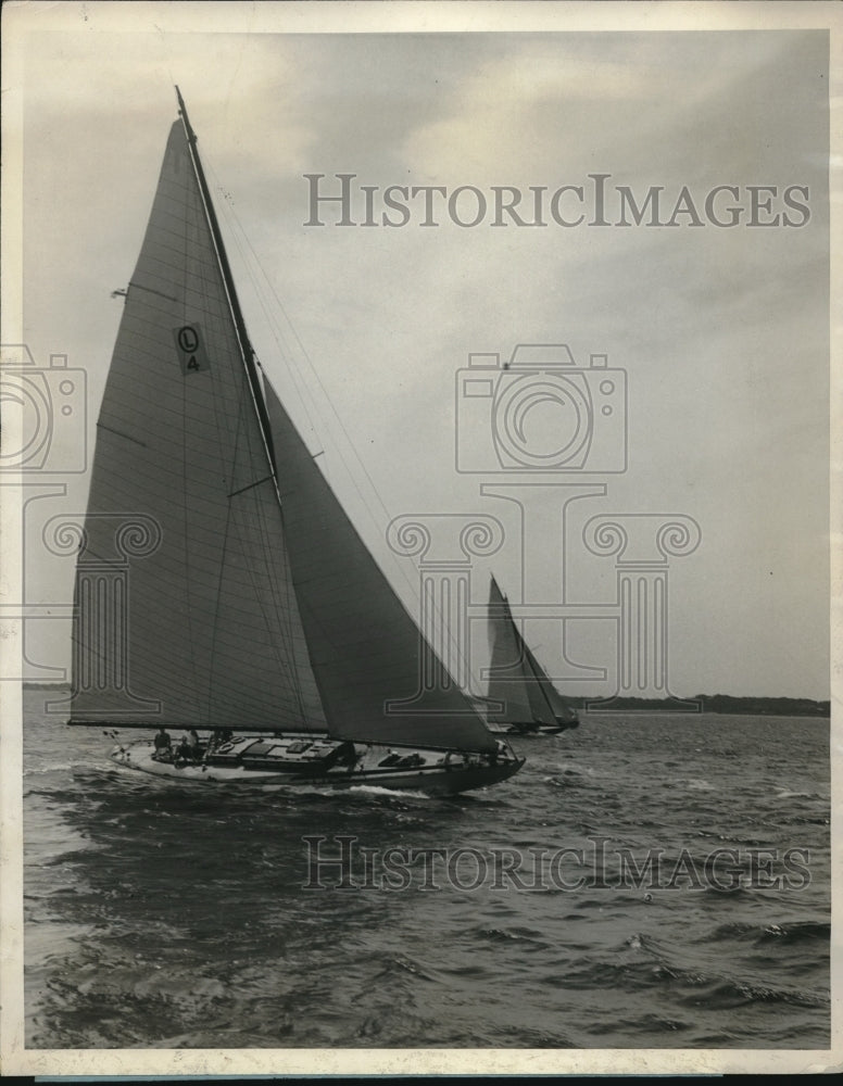 1927 Press Photo Grey Dawn Sailed By P. F. Johnson Winner Of The O Class - Historic Images
