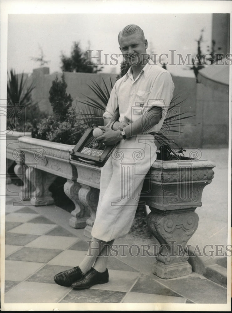 1932 Press Photo MIcky Riley Olympic Champion - nes11136 - Historic Images