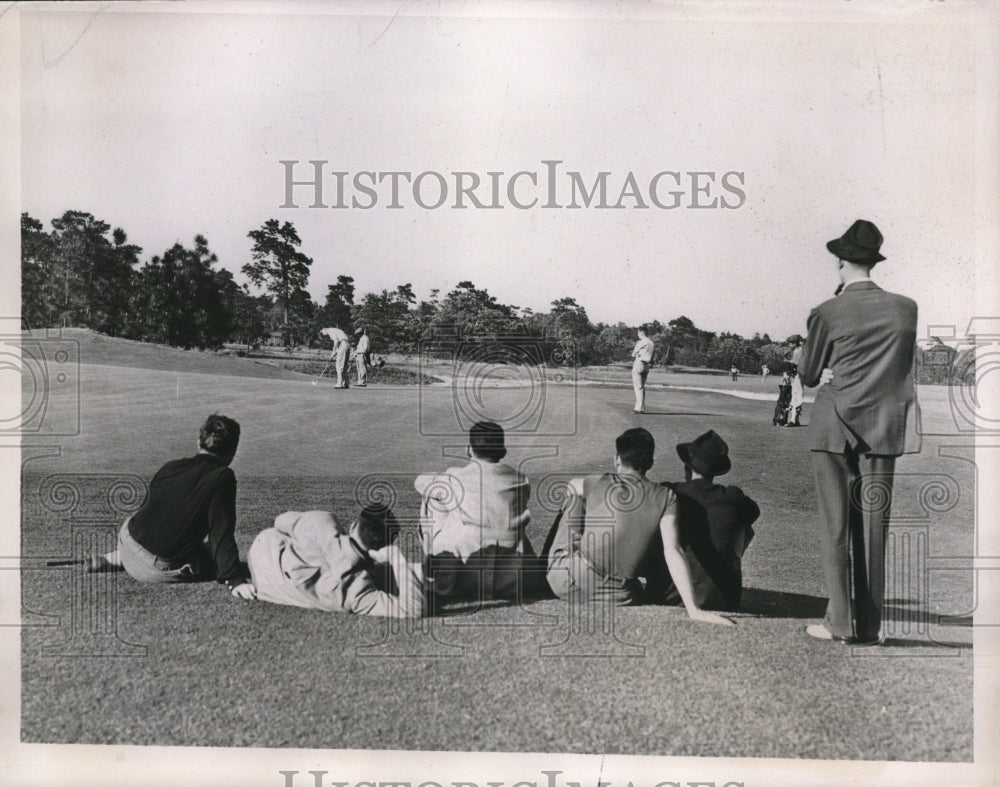 1937 Press Photo Pinehurst, NC Johnny Morris of Duke at golf S Conference - Historic Images