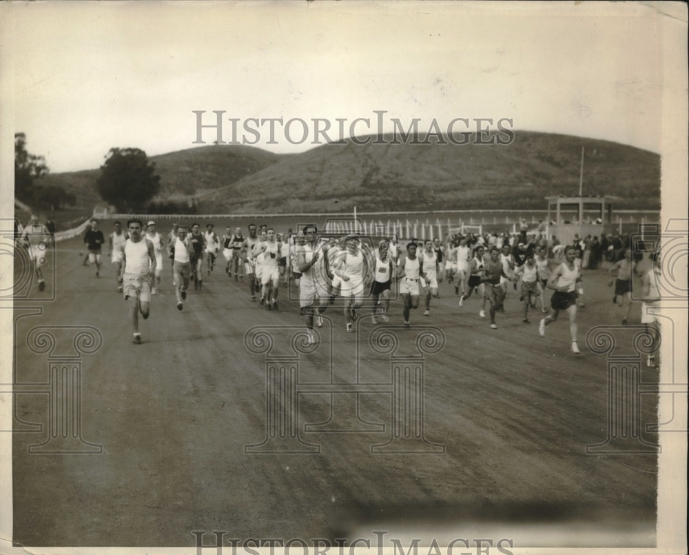 1929 Press Photo LA, Calif. trans continental marathon runners - nes11660 - Historic Images