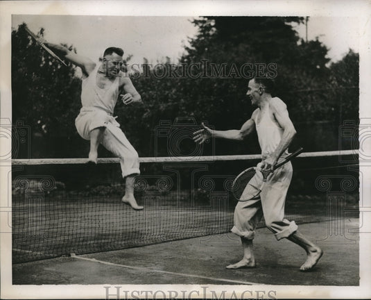 1937 Press Photo Johnny Hoskins and Arthur Lluey Wilkinson - nes11744 - Historic Images