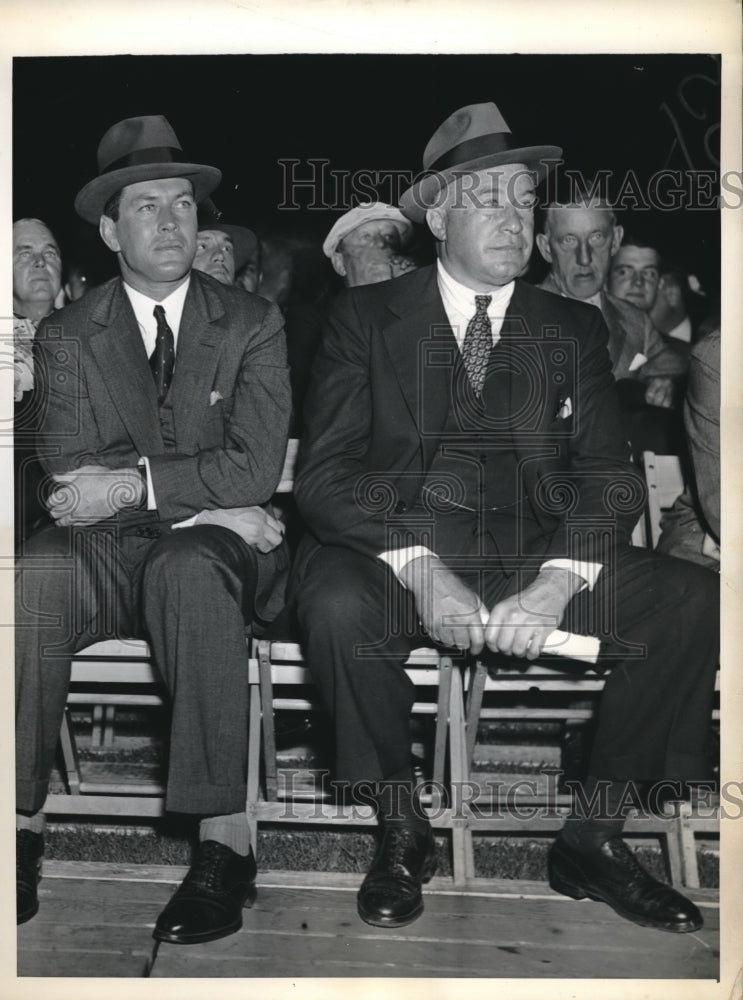 1957 Press Photo NYC, Bernard Gimbel &amp; Gene Tunney at boxing match - nes11836 - Historic Images