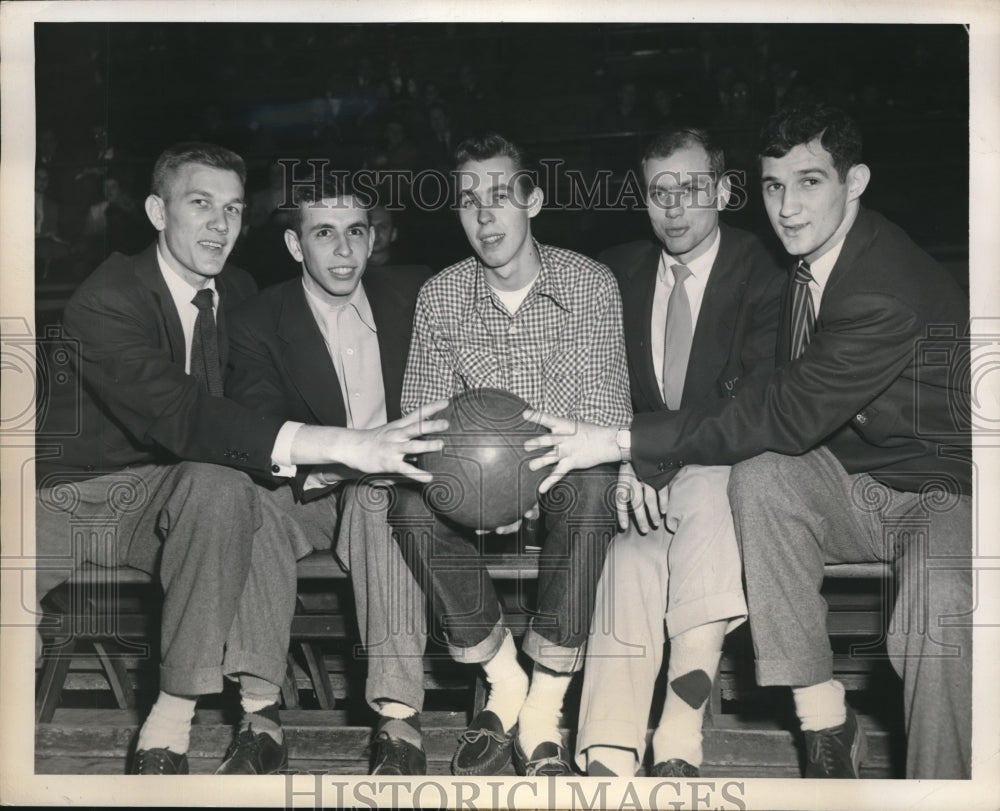 1951 Press Photo Harold Uplinger with Tom Osterman, Jim Cucinotta, Gene Melzer - Historic Images