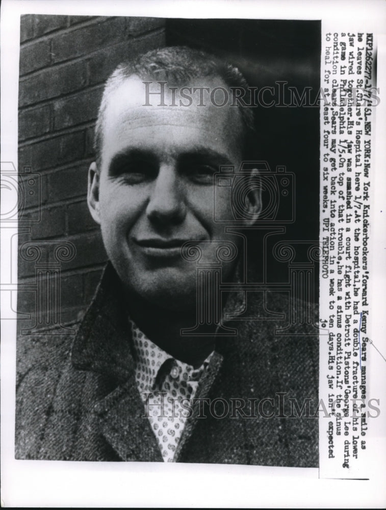 1961 Press Photo NYC, Knickerbockers forward Kenny Sears after jaw wired shut - Historic Images
