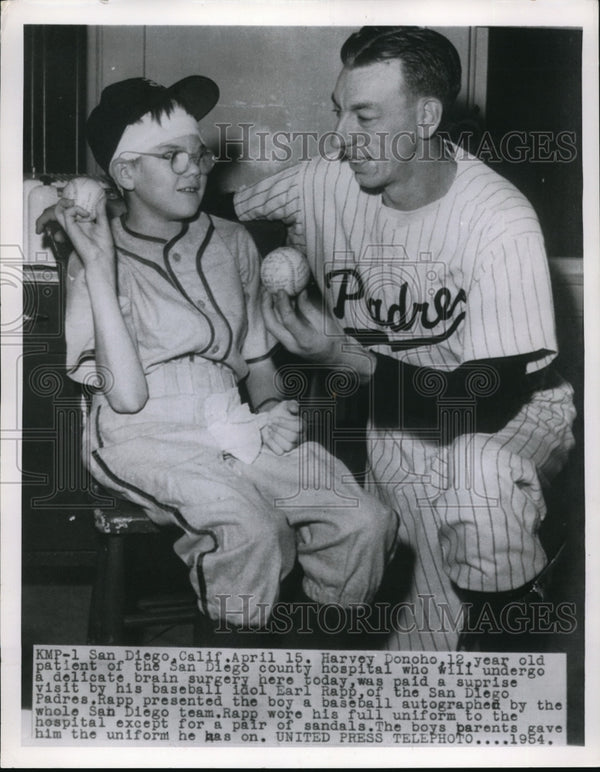 Earl Rapp 1964 Press Photo Earl Rapp of San Diego Padres Baseball visited patien ...