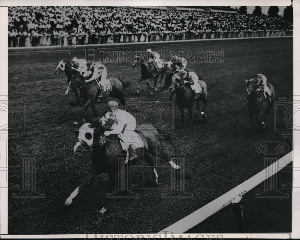 1948 Press Photo Daily Dip wins with Sweet Women 2nd in Arligton Park, Md. - Historic Images