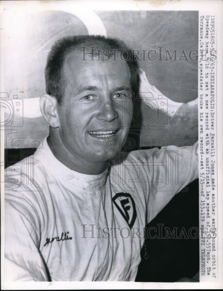 1963 Press Photo Driver Parnelli Jones - nes13649 - Historic Images